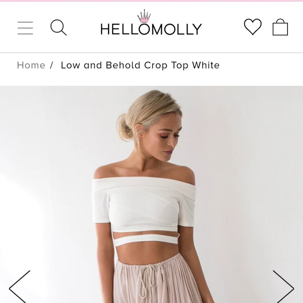 HELLOMOLLY LOW AND BEHOLD CROP TOP WHITE